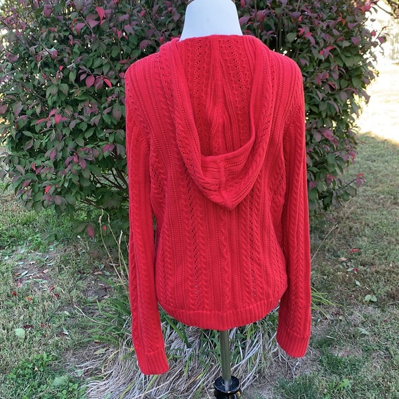 Real Clothes True Red Cable Knit Full Zip Hooded Cardigan Sweater Size Small - Picture 4 of 5
